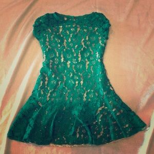 😊 BOGO 😊GB girls lace overlay dress